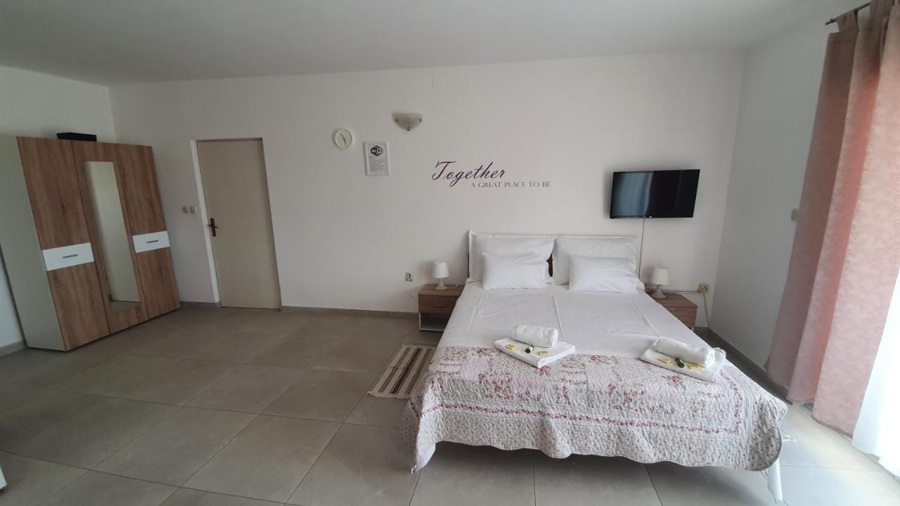 Batkoski Apartments باغ المظهر الخارجي الصورة