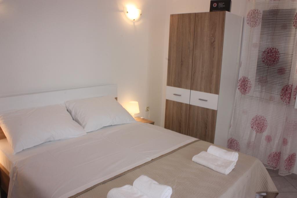 Batkoski Apartments باغ المظهر الخارجي الصورة